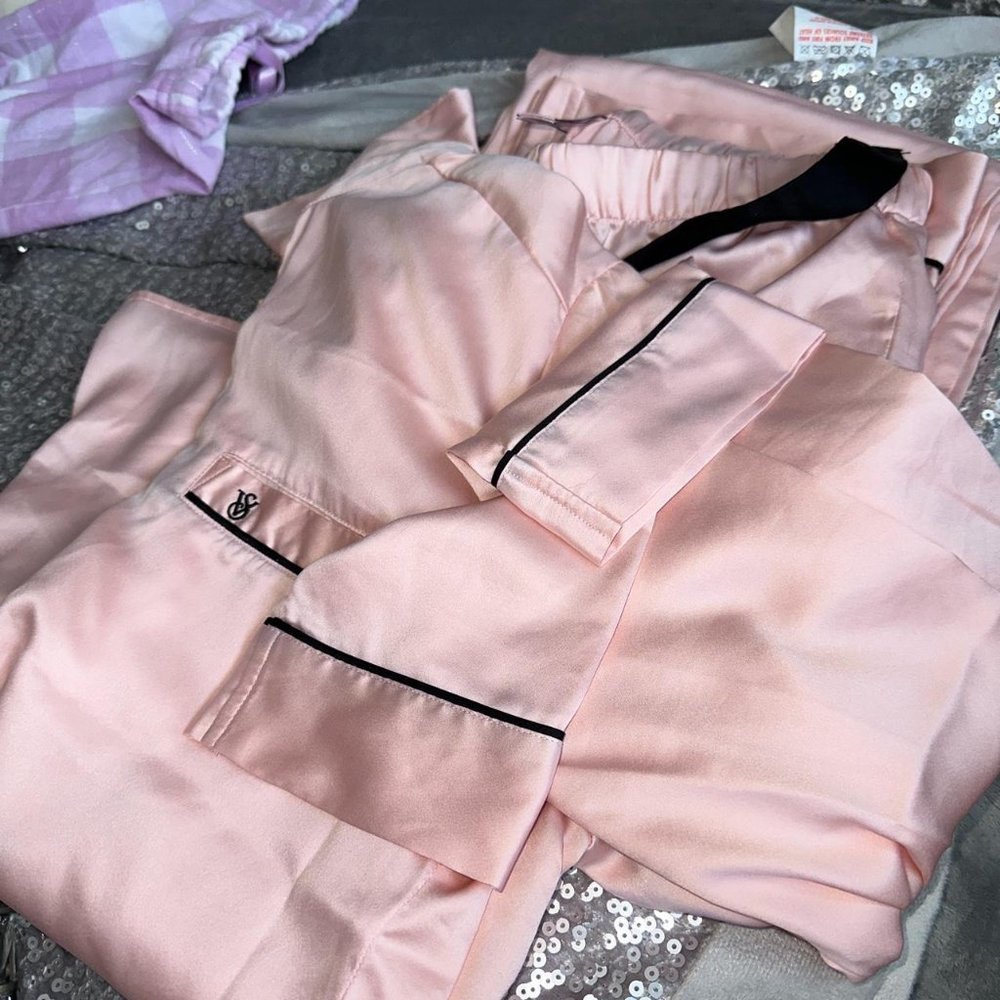 Victorias Secret Womens Pajamas - Picture 5 of 5